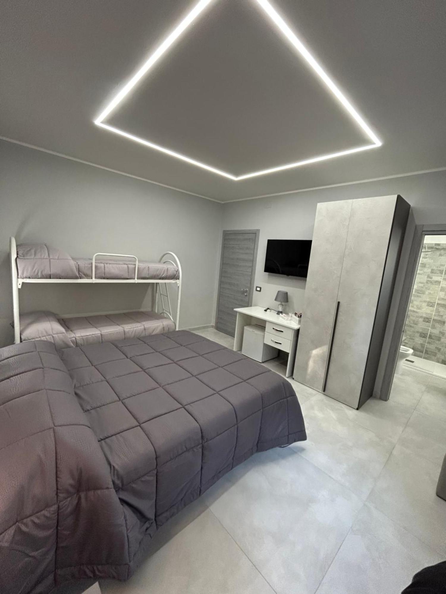 Skycity 2 B&B Napoli Dış mekan fotoğraf
